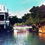 Heeren House