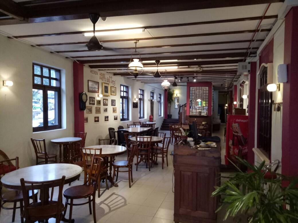 Rumah tetamu Heeren House
